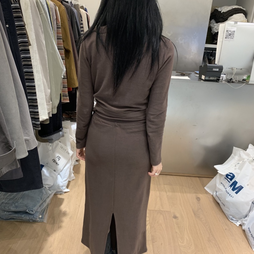 MEET ME東大門㊣實拍女裝新品真品人氣時尚25秋冬職業長袖T恤MEET ME長袖T恤