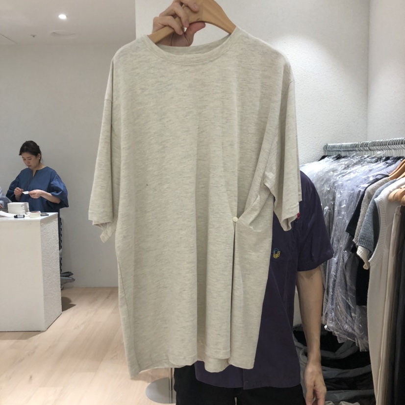 EPIC-S東大門㊣直郵女士新款真品時尚熱賣人氣25秋冬T恤紐扣EPIC-ST恤圖色2