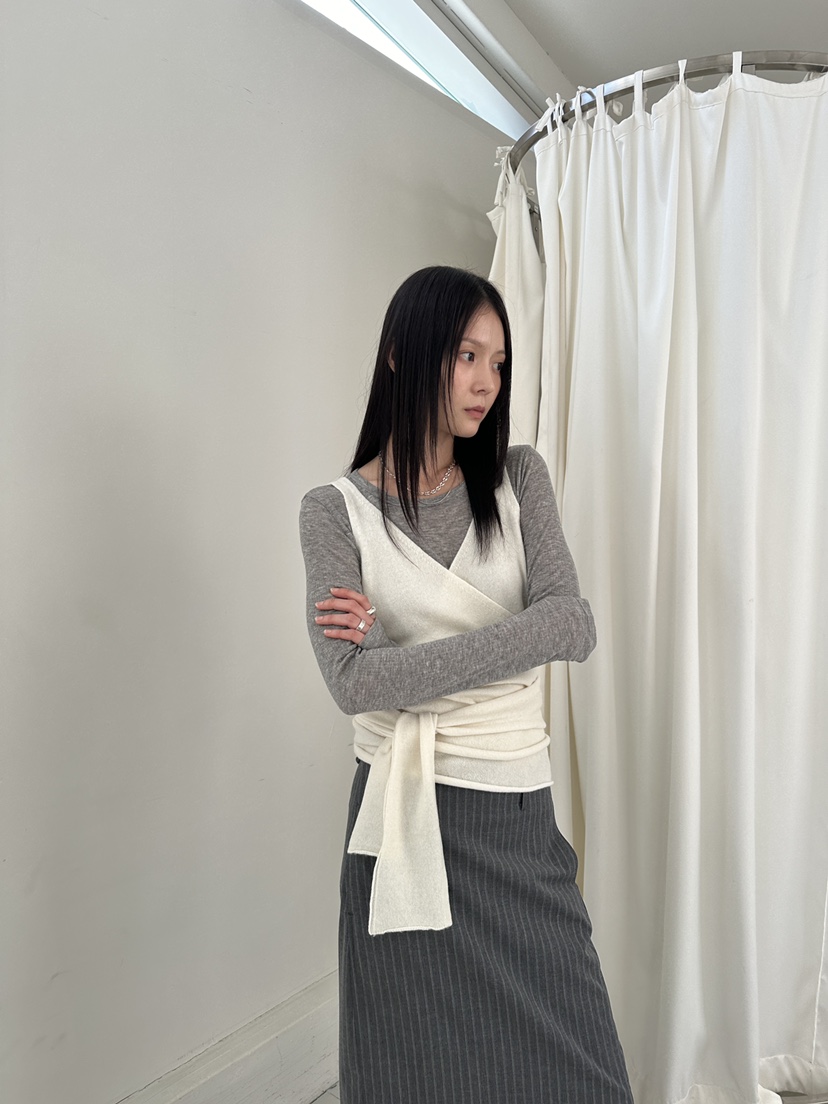 FAVE/FAVOURITE韓國代購㊣女士新款推薦人氣熱賣時尚吊帶背心FAVOURITE吊帶/背心