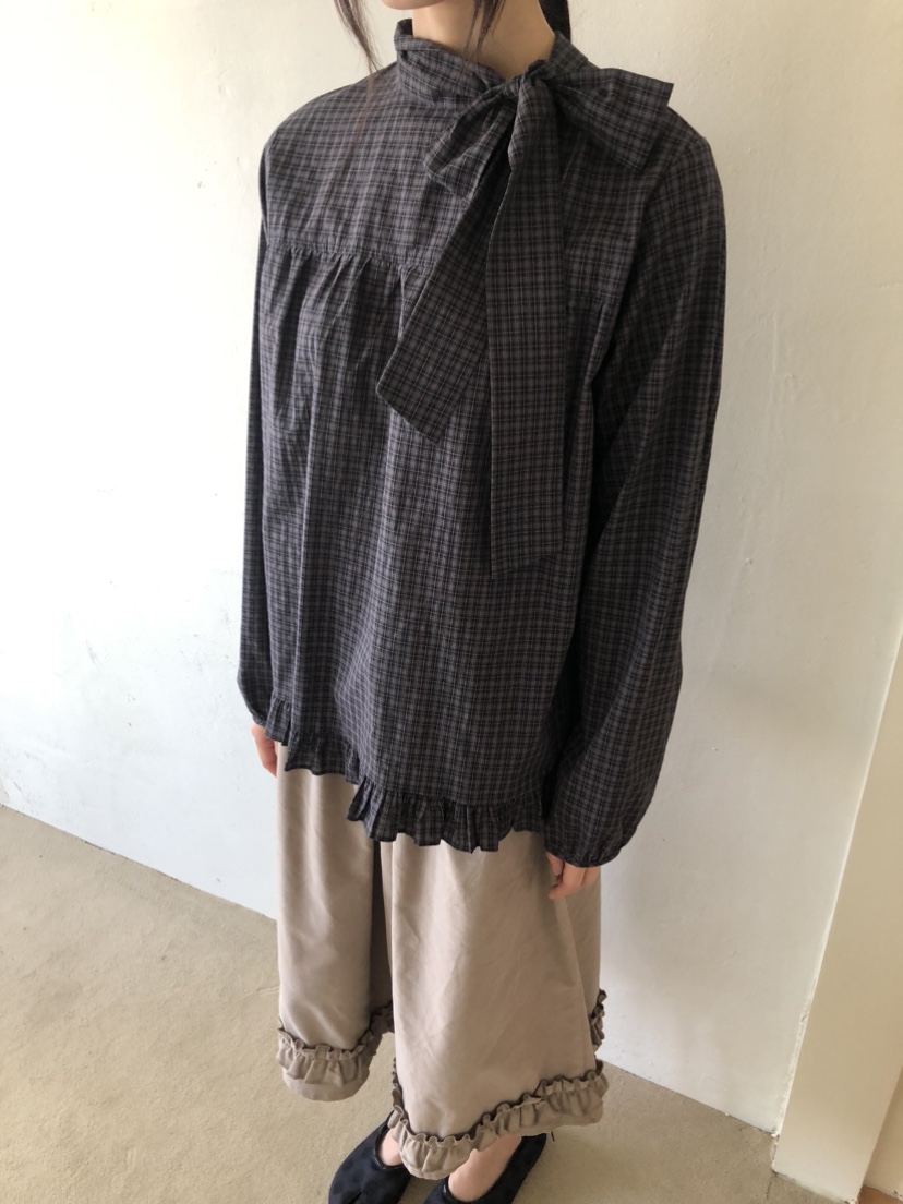 UN.TOY-언토이-T東大門㊣代購女士新款熱賣真品襯衫蕾絲衫UN.TOY襯衫/蕾絲衫