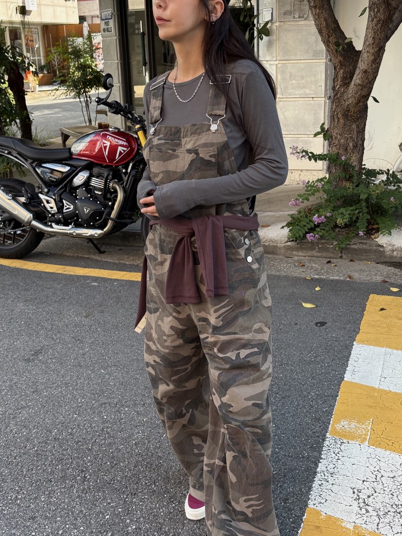 SUNDER MARKET東大門㊣直郵女士新品時尚25秋冬熱賣背帶褲SUNDER MARKET背帶褲