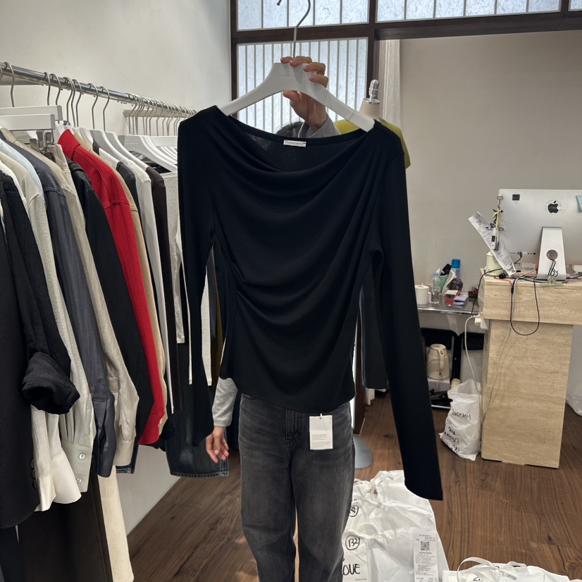 UNDERSTANDING東大門㊣實拍女裝新品熱賣人氣推薦時尚長袖T恤UNDERSTANDING長袖T恤圖色3