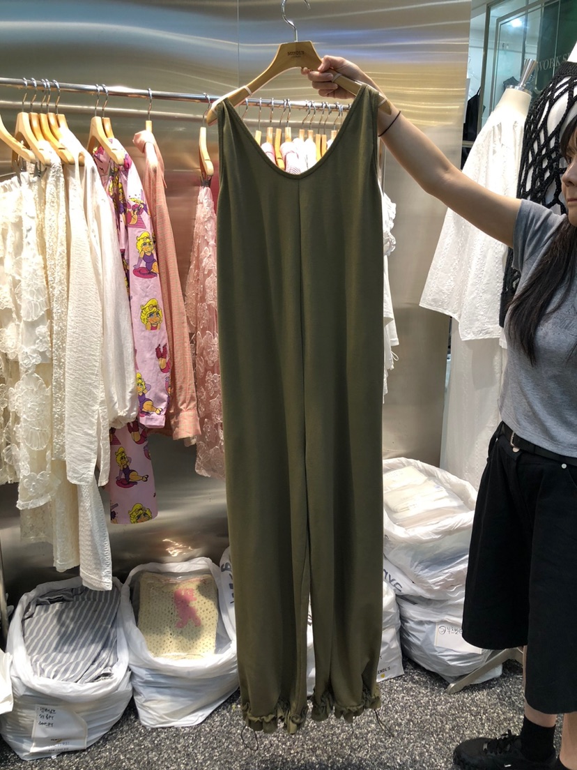 MENDL S東大門㊣直郵女士新品休閑職業時尚推薦連體褲荷葉邊MENDL S連體褲圖色1