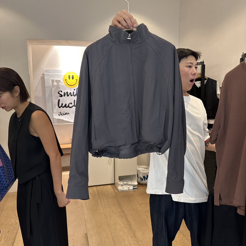 LA MAGIE FEMME韓國代購㊣女裝新品熱賣推薦職業夾克拉鏈Lamagie Femme夾克圖色2