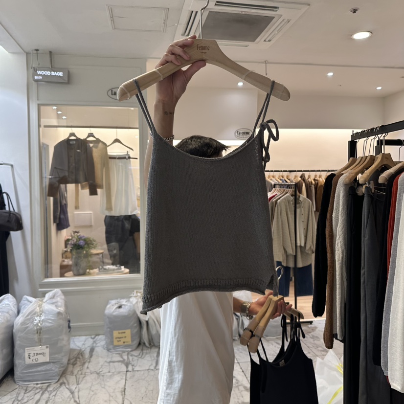 LA MAGIE FEMME韓國直郵㊣女裝新品推薦職業休閑吊帶背心Lamagie Femme吊帶/背心圖色2
