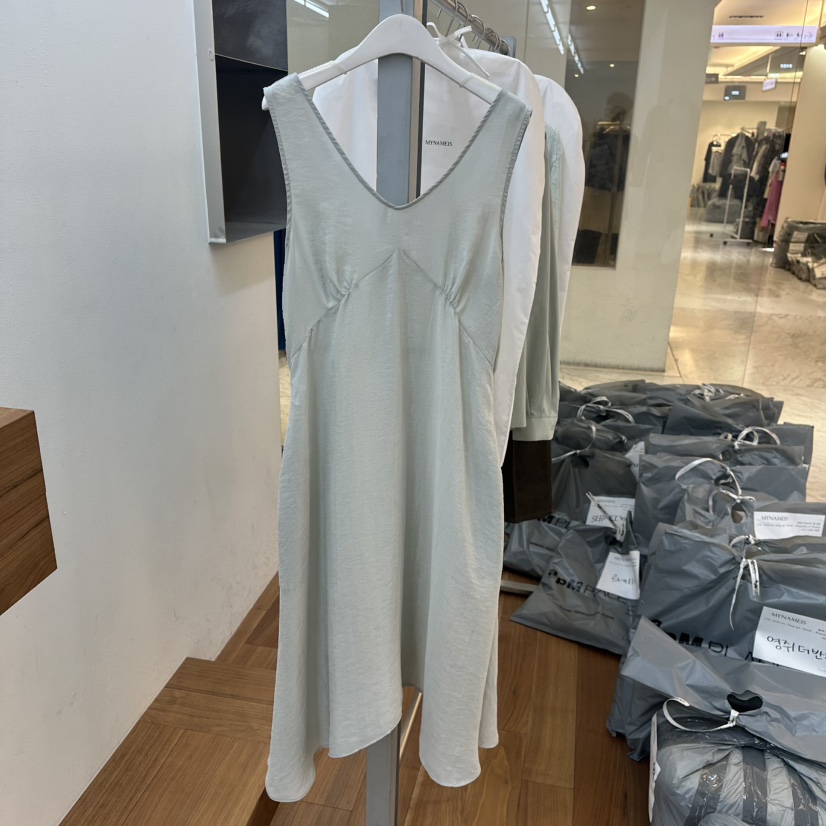 MYNAMEIS東大門㊣直郵女士新款25秋冬時尚真品人氣職業連衣裙MYNAMEIS連衣裙圖色3
