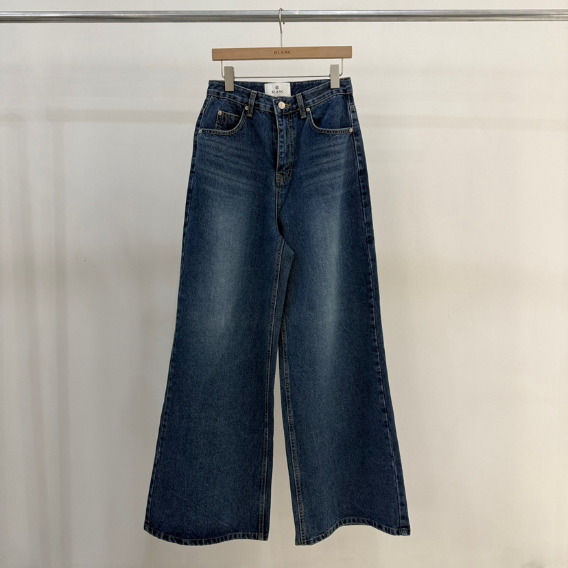 BLANC-A韓國直郵㊣女裝新品時尚推薦熱賣人氣職業25秋冬牛仔褲BLANC-A牛仔褲