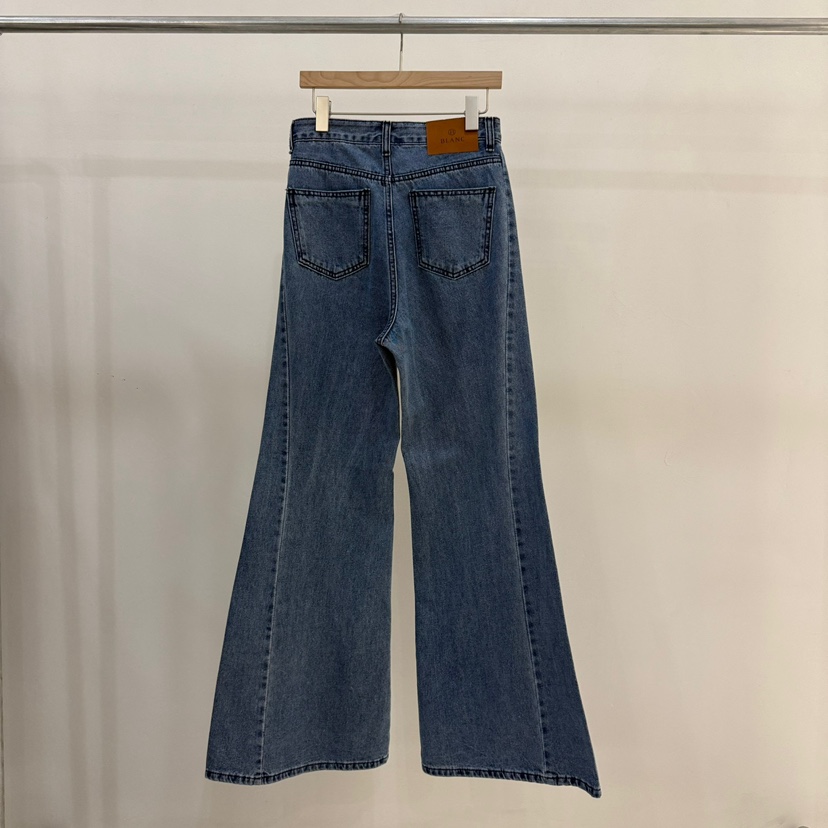 BLANC-A東大門㊣直郵女裝新品25秋冬職業熱賣休閑牛仔褲喇叭BLANC-A牛仔褲