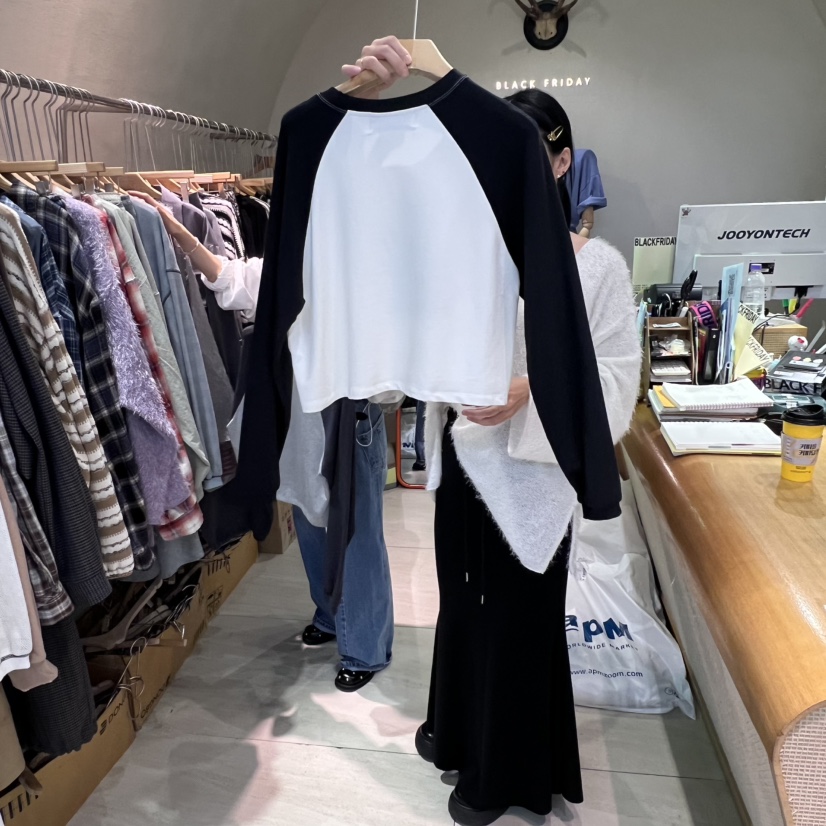 BLACKFRIDAY東大門㊣直郵女士新款熱賣時尚職業推薦長袖T恤BLACK FRIDAY長袖T恤
