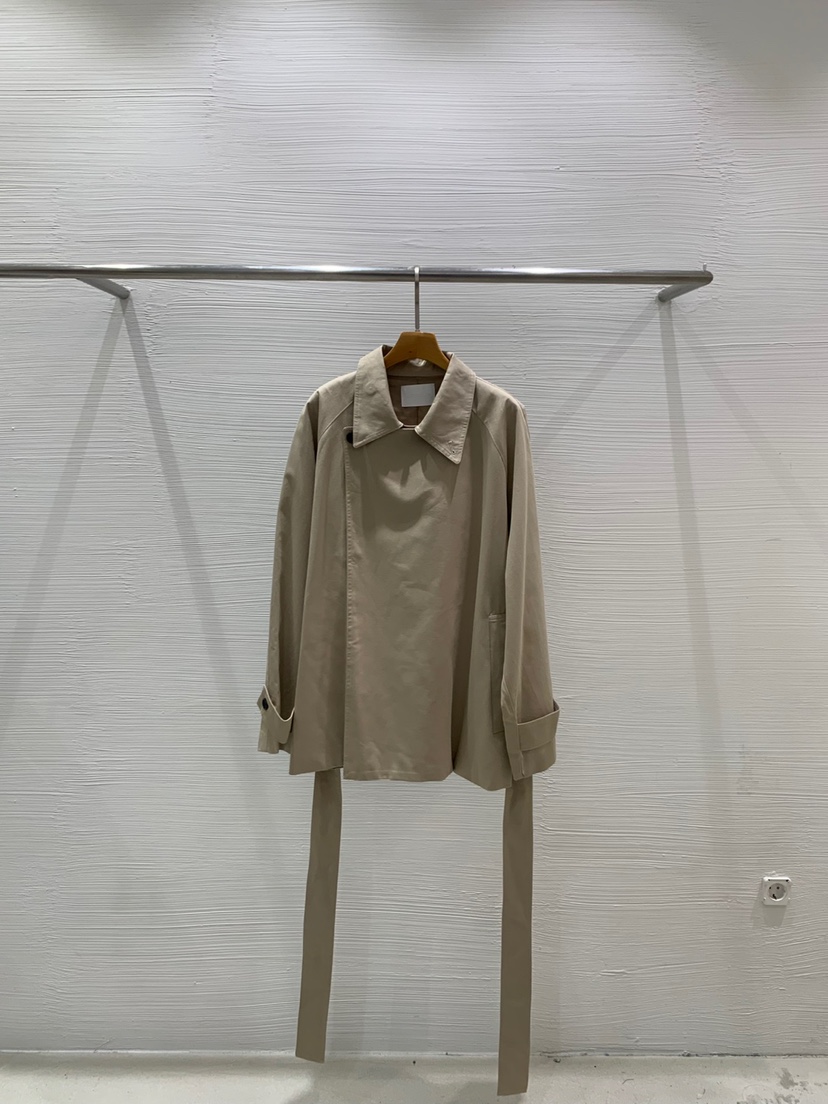 LUCY SALON韓國代購㊣女裝新品真品推薦熱賣職業夾克含腰帶LUCY SALON夾克圖色1