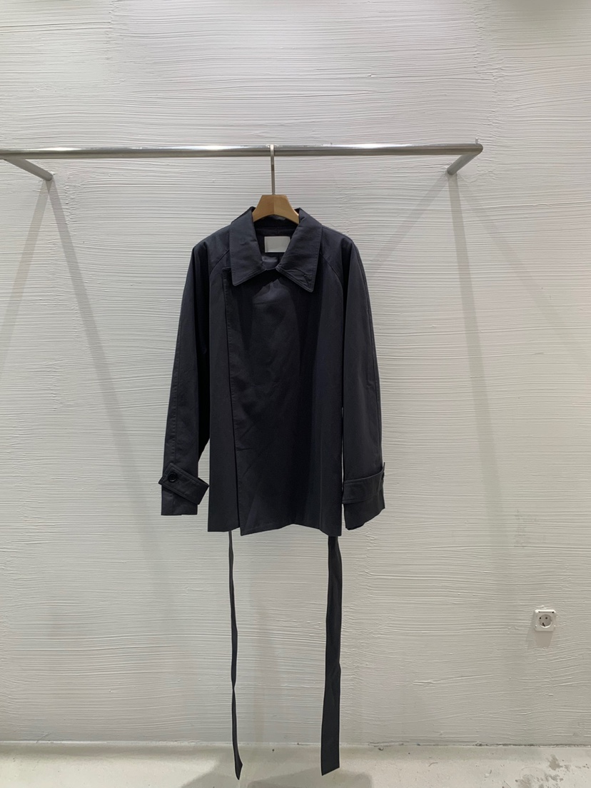 LUCY SALON韓國代購㊣女裝新品真品推薦熱賣職業夾克含腰帶LUCY SALON夾克圖色2