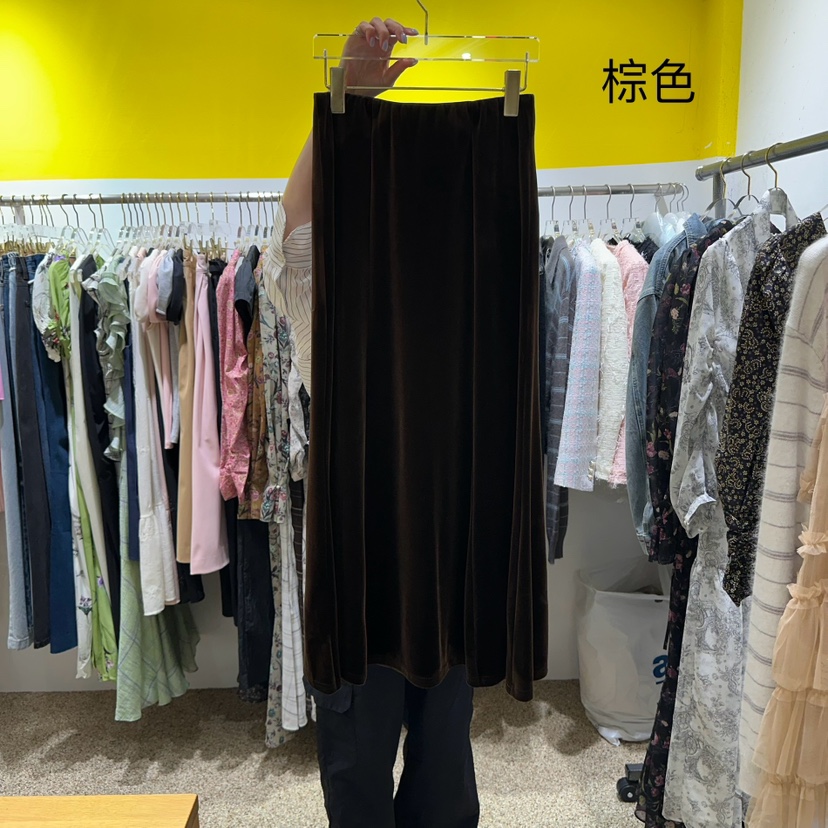 LE MASTERPLACE韓國直郵㊣女裝新款時尚熱賣推薦長裙天鵝絨Le masterpiece長裙