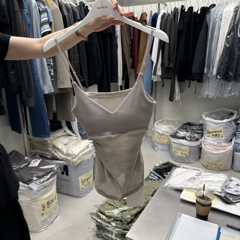 NUTPLAN東大門㊣實拍女士新款25秋冬休閑真品吊帶背心網眼透視NUTPLAN吊帶/背心圖色1