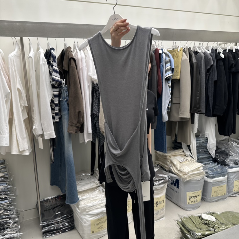 NUTPLAN韓國直郵㊣女裝新品真品熱賣休閑職業吊帶背心假兩件NUTPLAN吊帶/背心圖色2