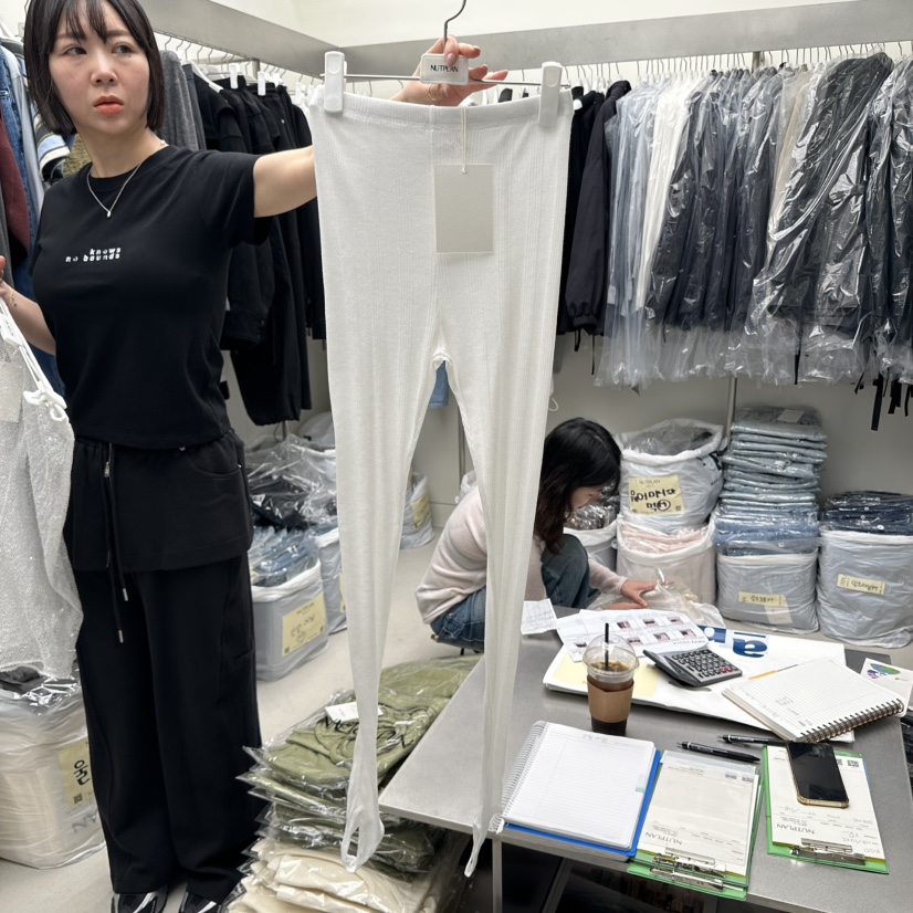 NUTPLAN韓國代購㊣女士新款時尚真品人氣打底褲鯊魚褲緊身褲NUTPLAN打底褲/鯊魚褲圖色1