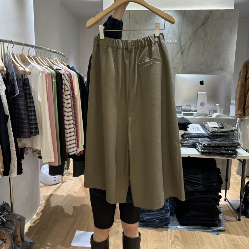 URBANE-P韓國直郵㊣女士新品職業推薦熱賣真品休閑時尚短褲URBANE-P短褲
