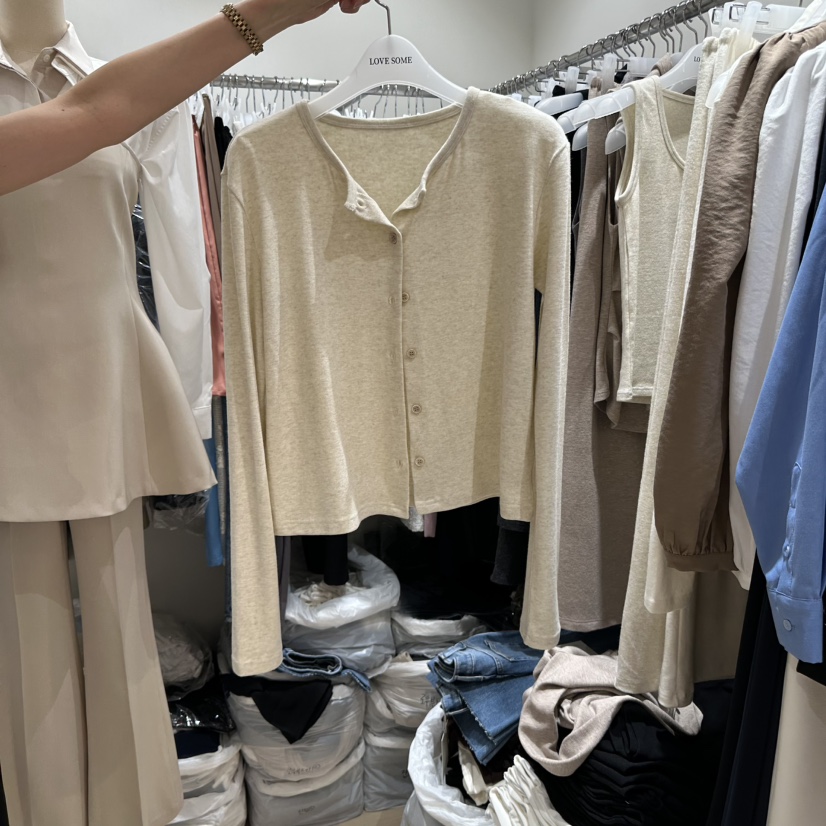 LOVE SOME東大門㊣實拍女裝新品休閑職業長袖T恤開衫紐扣絨LOVE SOME長袖T恤圖色2