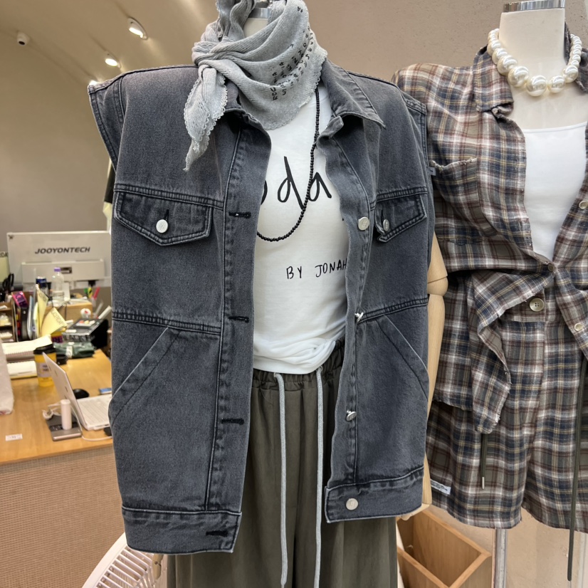 BLACKFRIDAY東大門㊣實拍女裝新款25秋冬職業推薦人氣真品馬甲BLACK FRIDAY馬甲圖色2