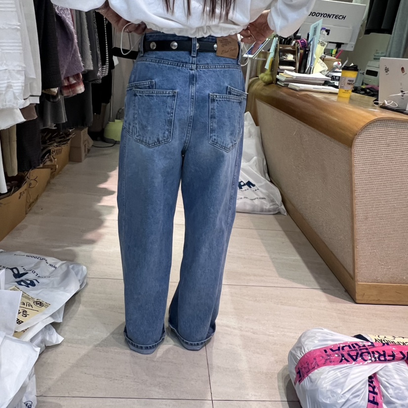 BLACKFRIDAY東大門㊣代購女裝新品熱賣推薦真品牛仔褲不含腰帶BLACK FRIDAY牛仔褲