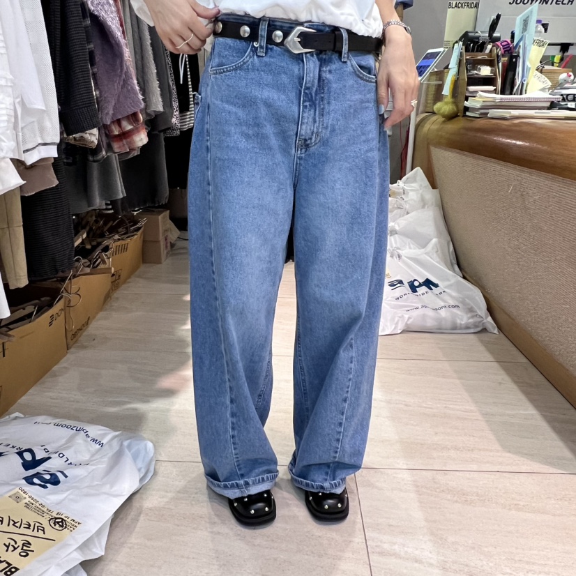 BLACKFRIDAY東大門㊣代購女裝新品熱賣推薦真品牛仔褲不含腰帶BLACK FRIDAY牛仔褲