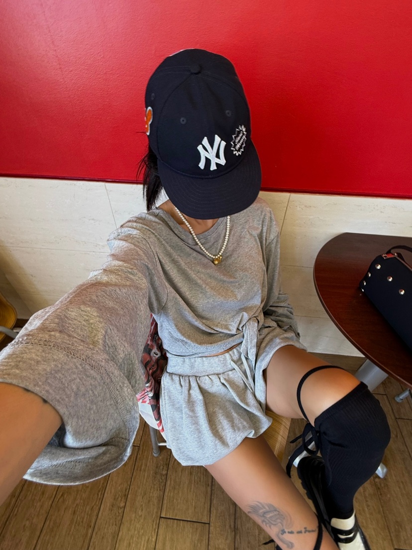 ABBEYLEE韓國代購㊣女裝新款休閑職業時尚人氣推薦25秋冬長袖T恤ABBEYLEE長袖T恤