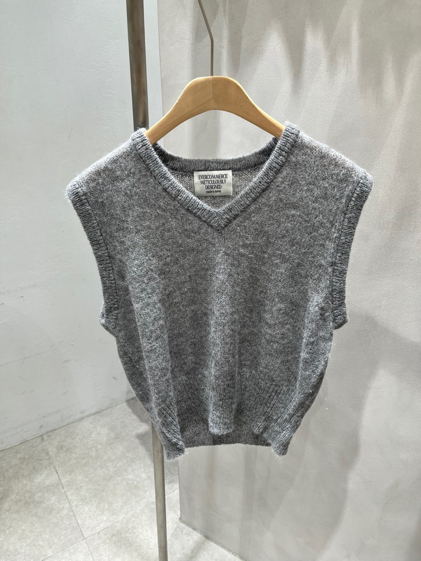 EVERCOMMERCE METICULOUSLY DESIGNED韓國直郵㊣女士新款真品吊帶背心EVERCOMMERCE METICULOUSLY DESIGNED吊帶/背心
