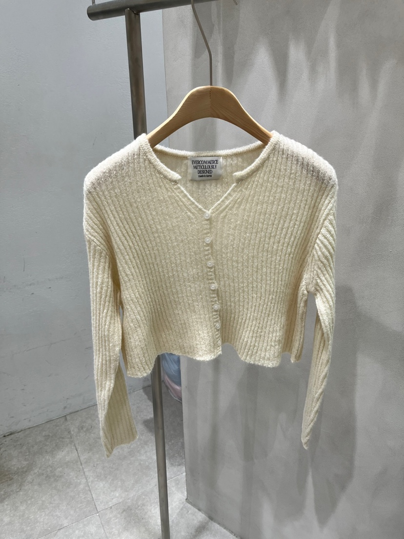 EVERCOMMERCE METICULOUSLY DESIGNED韓國代購㊣女士新品時尚針織衫EVERCOMMERCE METICULOUSLY DESIGNED針織衫圖色2