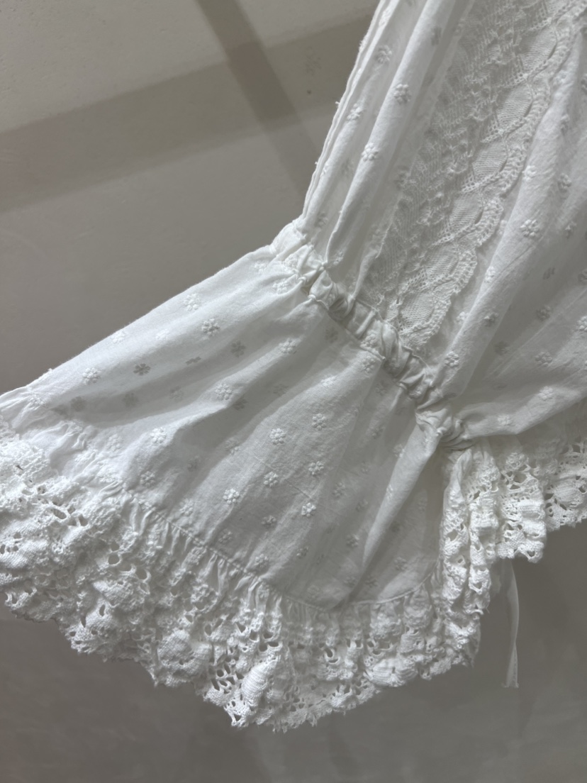 SHIRRING東大門㊣實拍女士新品真品推薦人氣25秋冬襯衫蕾絲衫SHIRRING襯衫/蕾絲衫