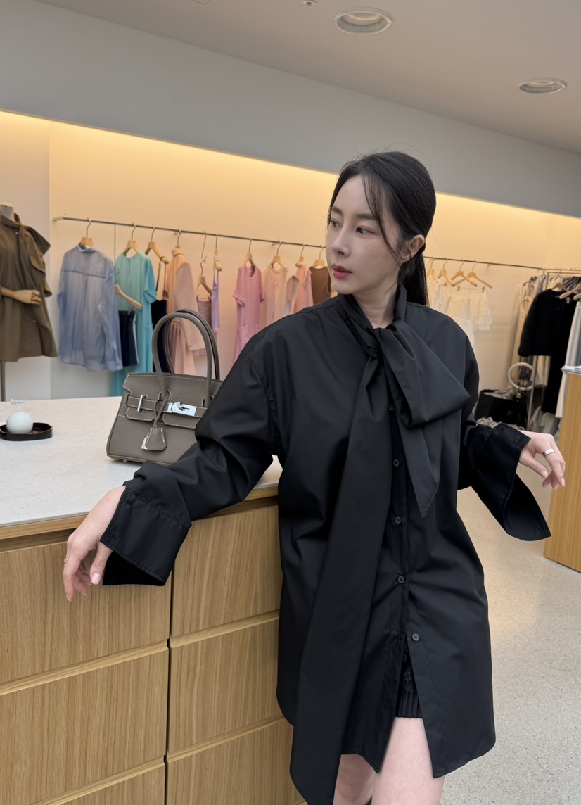 JUJU東大門㊣代購女裝新品時尚25秋冬真品人氣熱賣襯衫蕾絲衫JUJU襯衫/蕾絲衫