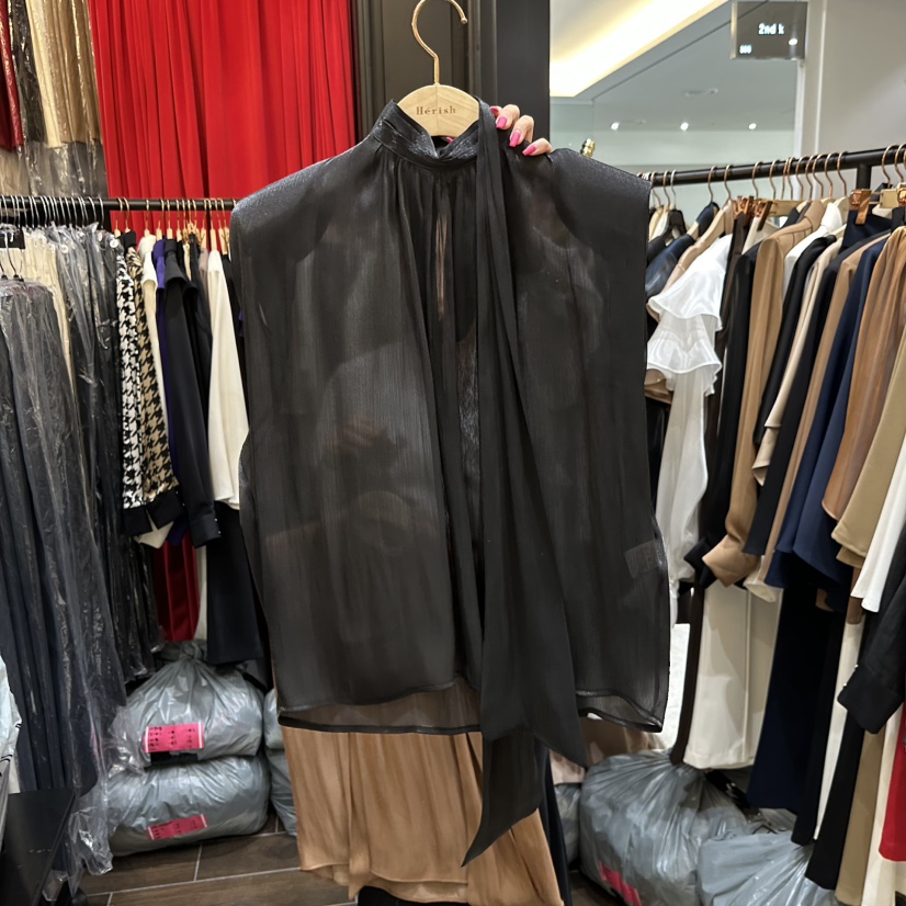 HERISH-HAUTE東大門㊣直郵女裝新款職業吊帶背心含脖帶高領HERISH-HAUTE吊帶/背心圖色4實際價格48000