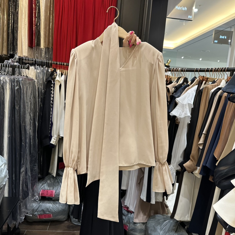 HERISH-HAUTE東大門㊣直郵女士新品休閑時尚襯衫蕾絲衫含脖帶HERISH-HAUTE襯衫/蕾絲衫圖色3