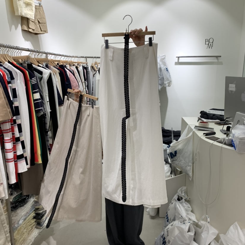 BY BOMI韓國代購㊣女士新款25秋冬真品半身裙中短裙包含腰帶BY BOMI半身裙/中短裙圖色2