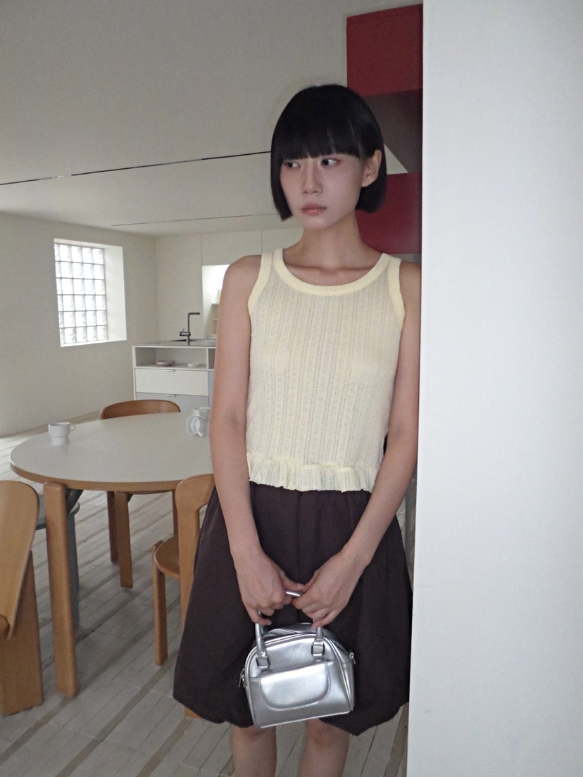 CCW韓國直郵㊣女士新品人氣熱賣推薦25秋冬時尚真品吊帶背心CCW--NYUNYU吊帶/背心