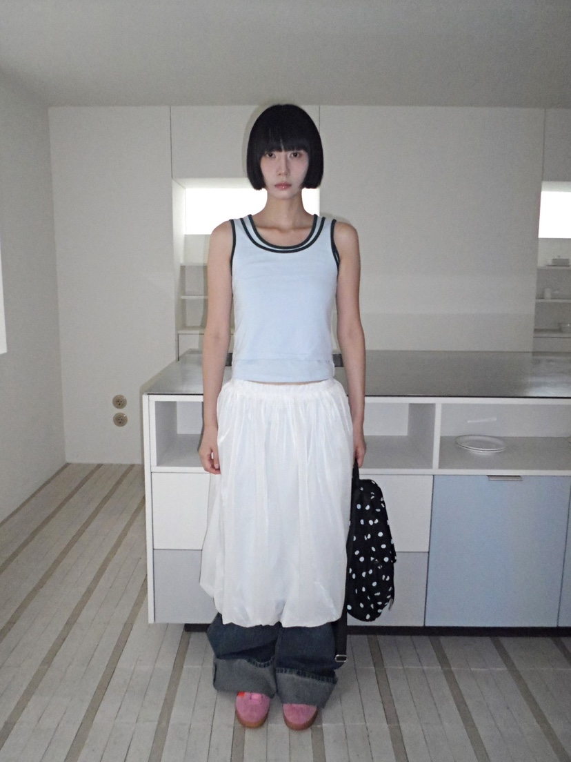 CCW東大門㊣實拍女裝新款真品推薦職業熱賣休閑時尚吊帶背心CCW--NYUNYU吊帶/背心