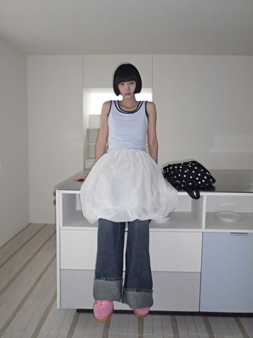 CCW東大門㊣實拍女裝新款真品推薦職業熱賣休閑時尚吊帶背心CCW--NYUNYU吊帶/背心