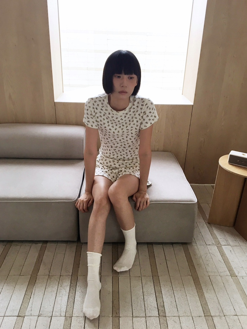 CCW東大門㊣實拍女士新品25秋冬休閑時尚人氣熱賣職業真品T恤CCW--NYUNYUT恤