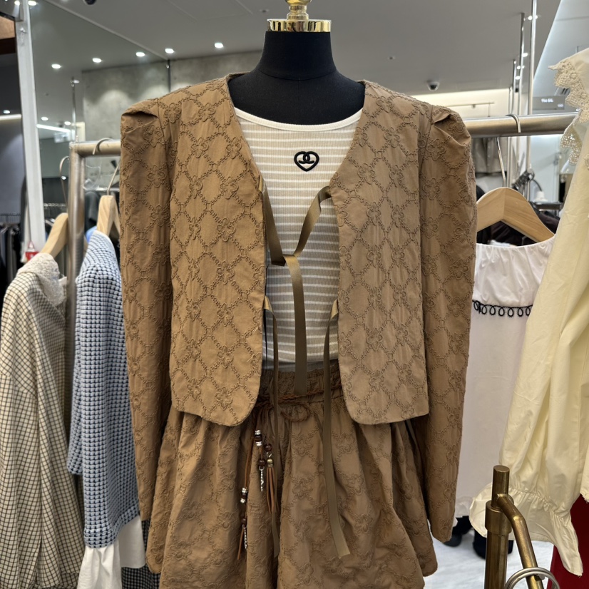 BEEN-A東大門㊣代購女裝新品推薦25秋冬熱賣時尚職業夾克刺繡BEEN-A夾克圖色1