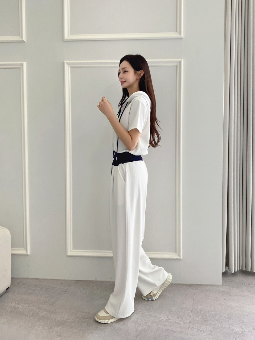 CLOTH東大門㊣實拍女裝新款職業休閑25秋冬熱賣套裝連帽衫套裝CLOTH套裝