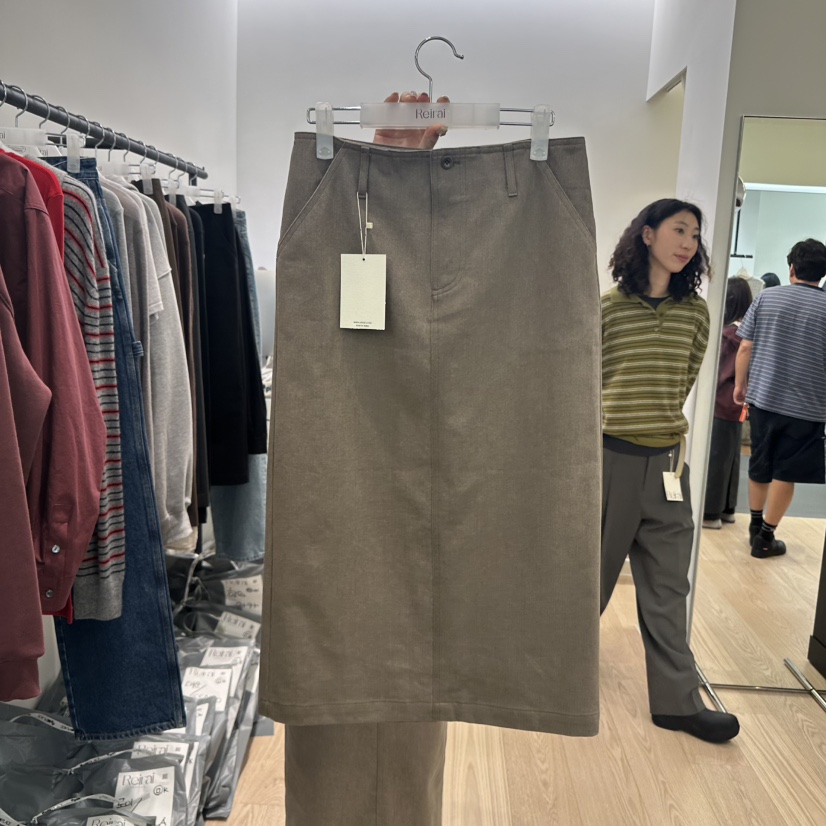 REIRAI東大門㊣實拍女裝新款時尚真品人氣熱賣25秋冬休閑長裙Reirai長裙圖色3
