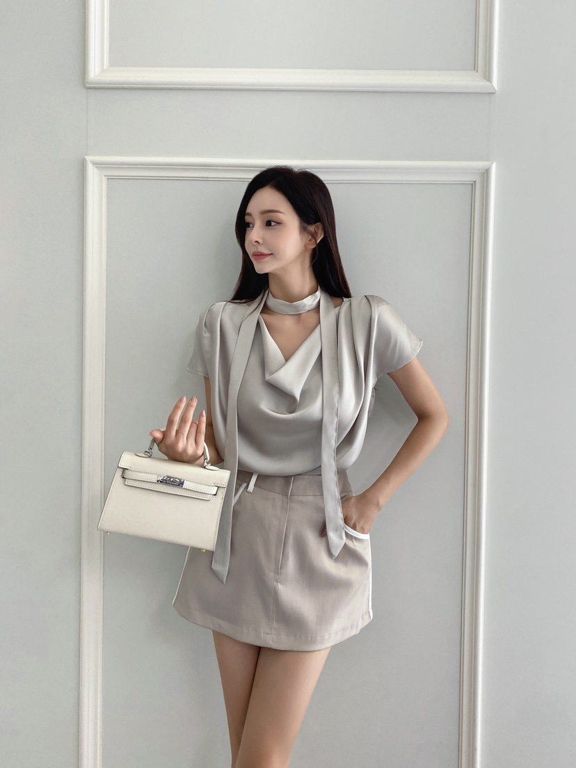 CLOTH韓國代購㊣女士新款職業真品推薦熱賣襯衫蕾絲衫含脖帶CLOTH襯衫/蕾絲衫圖色2