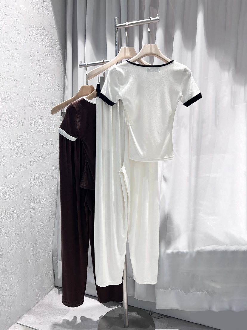 CLOTH韓國直郵㊣女裝新款時尚人氣職業真品25秋冬熱賣套裝套裝CLOTH套裝