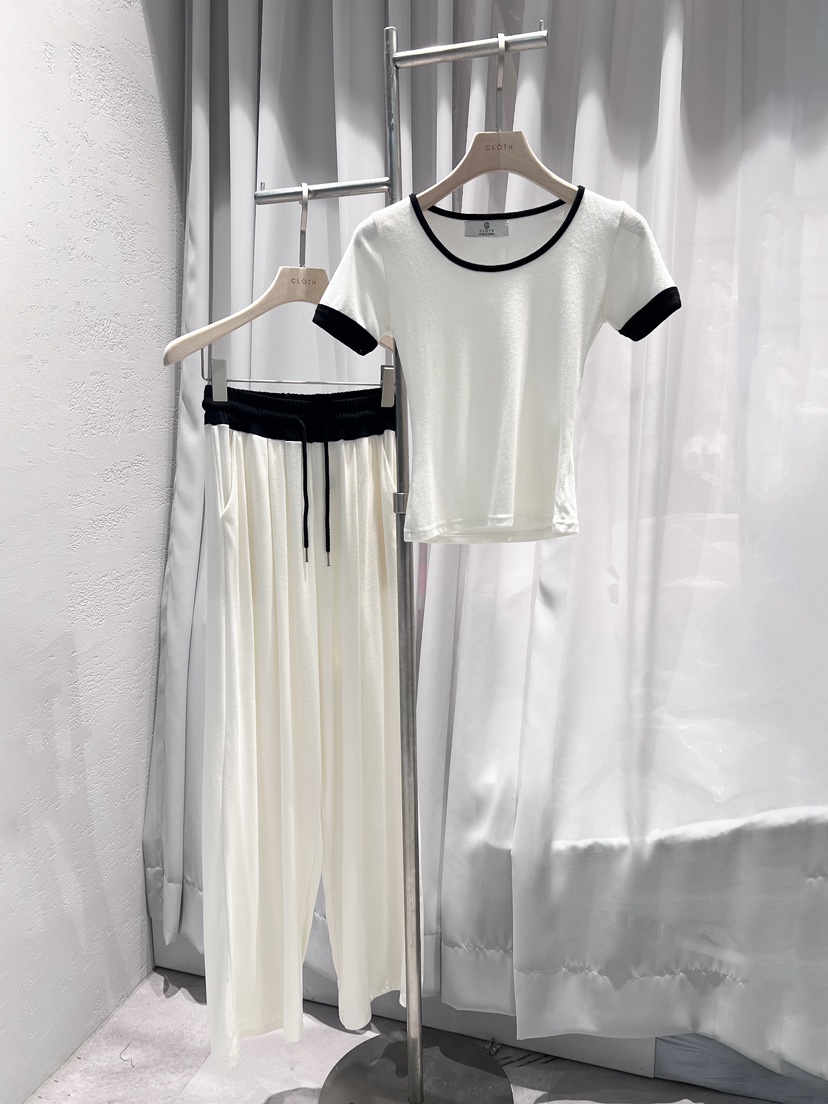 CLOTH韓國直郵㊣女裝新款時尚人氣職業真品25秋冬熱賣套裝套裝CLOTH套裝圖色1