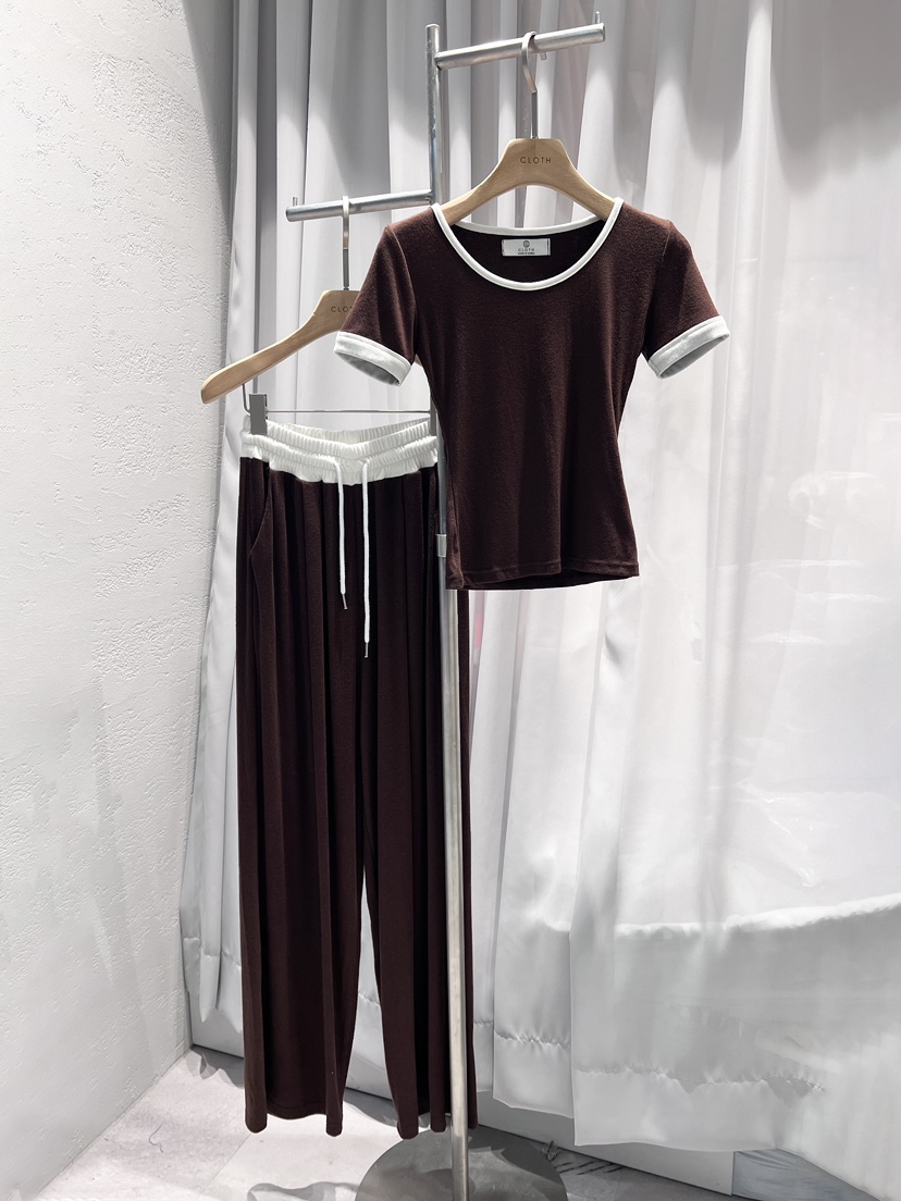 CLOTH韓國直郵㊣女裝新款時尚人氣職業真品25秋冬熱賣套裝套裝CLOTH套裝圖色2