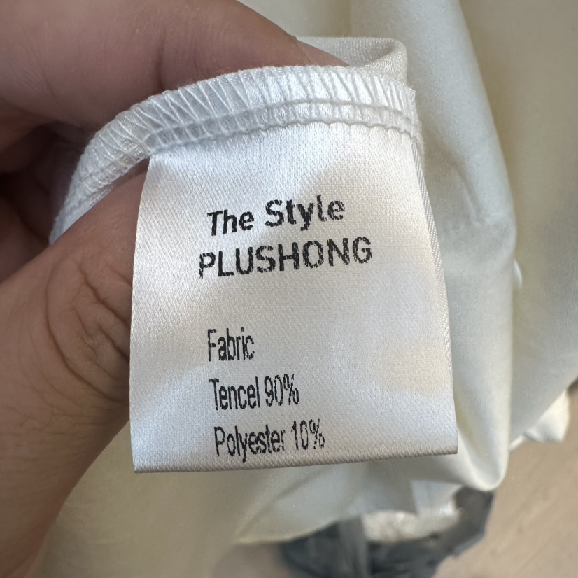 PLUS HONG-P東大門㊣實拍女士新品熱賣人氣時尚襯衫蕾絲衫LORA FAMILY/PLUS HONG襯衫/蕾絲衫