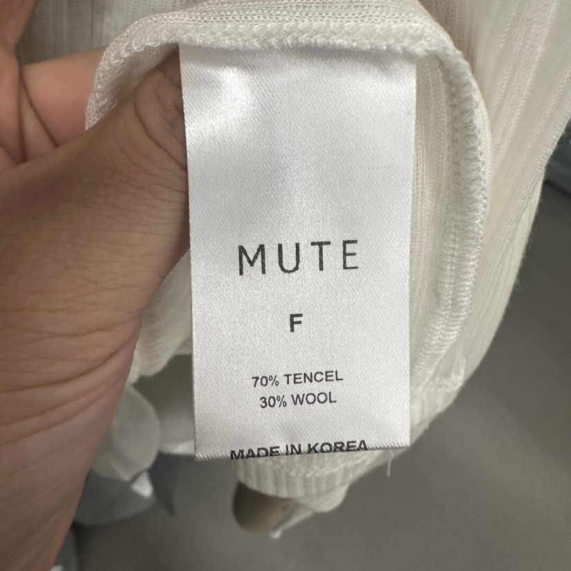MUTE-P東大門㊣代購女士新品推薦時尚休閑25秋冬人氣長袖T恤MUTE長袖T恤