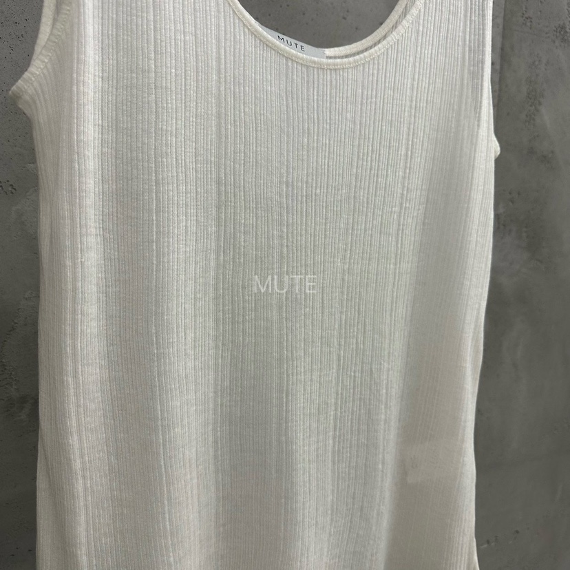 MUTE-P東大門㊣直郵女士新品真品熱賣推薦時尚職業吊帶背心MUTE吊帶/背心