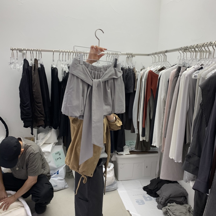 PADO東大門㊣直郵女裝新款熱賣職業25秋冬時尚人氣短褲含腰帶PADO短褲圖色1