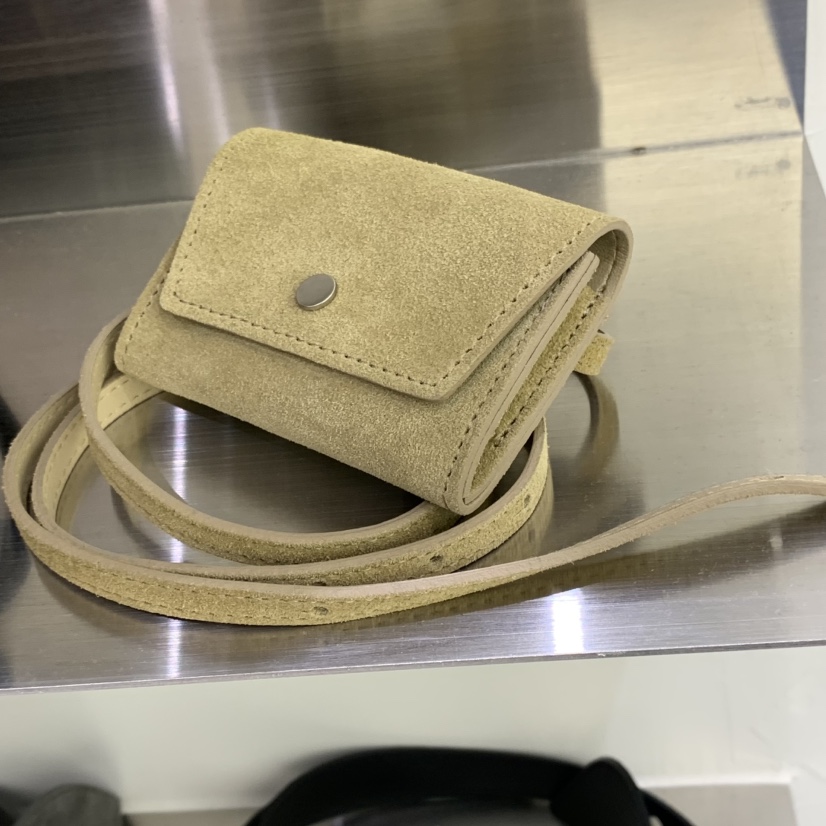 PADO韓國代購㊣女裝新款真品時尚熱賣人氣休閑職業腰包絨面革PADO腰包