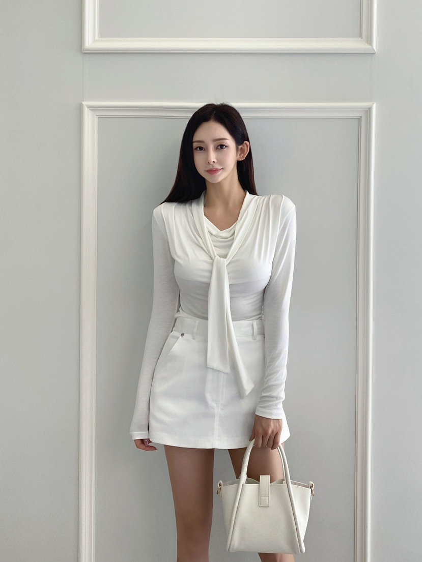 CLOTH韓國直郵㊣女士新款人氣25秋冬職業休閑時尚推薦長袖T恤CLOTH長袖T恤