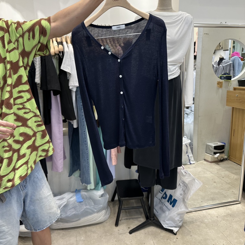 ORRD韓國直郵㊣女士新品時尚推薦人氣職業長袖T恤羊毛開衫紐扣ORRD長袖T恤圖色2